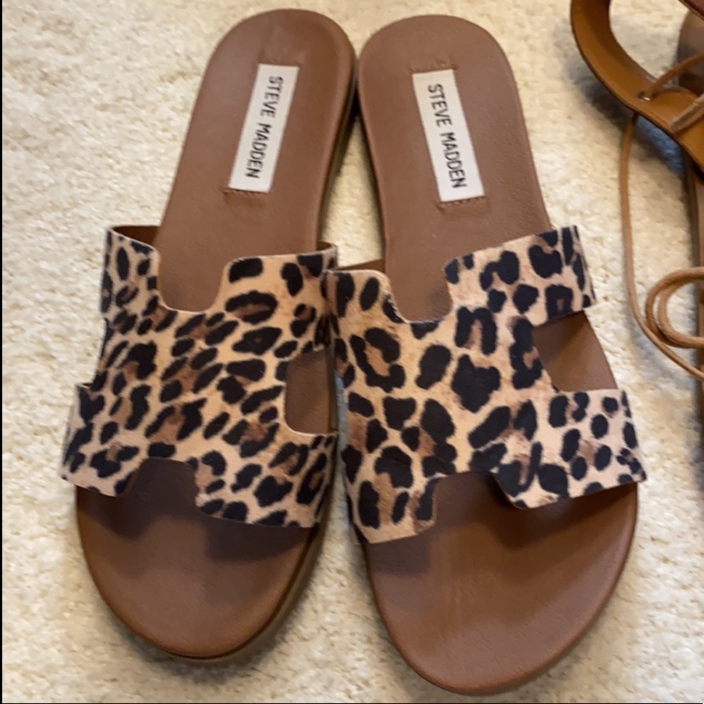 Steve Madden cheetah print sandals